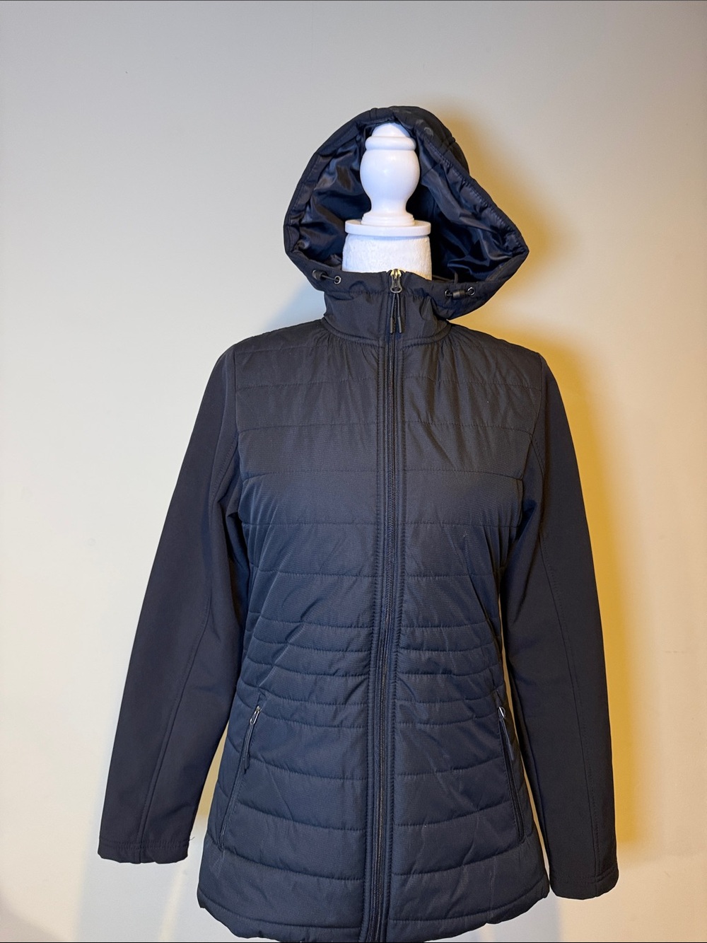 New Balance Black Quilted Hybrid Running Jacket with Hood Small - Picture 3 of 13
